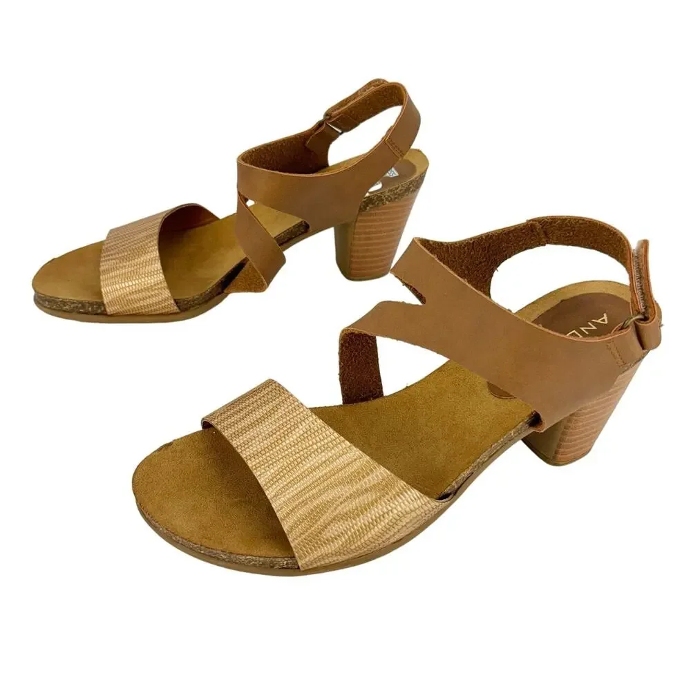 Andiamo Awanda Brown Faux Leather Zebra Striped Textured Block Heel Sandals Sz 8